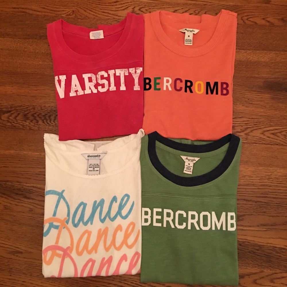 ABERCROMBIE😃Bundle of Tshirts Size Small